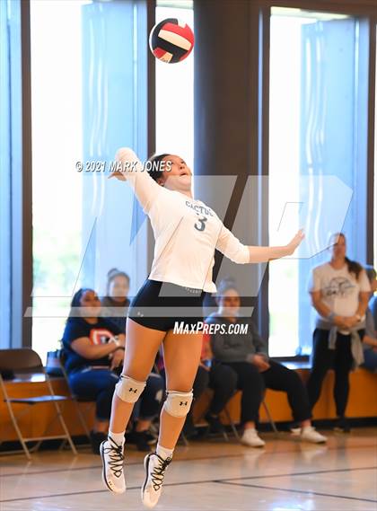 Thumbnail 3 in Valley Christian vs. Cactus (EPIC Tournament Chandler Prep Invite) Platinum Division - Championship  photogallery.