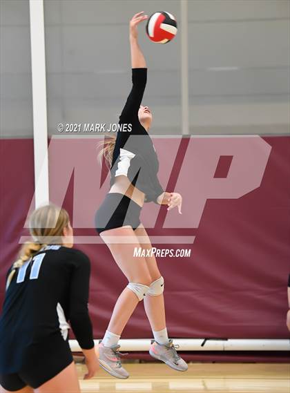 Thumbnail 1 in Valley Christian vs. Cactus (EPIC Tournament Chandler Prep Invite) Platinum Division - Championship  photogallery.