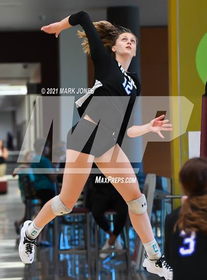 Thumbnail 1 in Valley Christian vs. Cactus (EPIC Tournament Chandler Prep Invite) Platinum Division - Championship  photogallery.