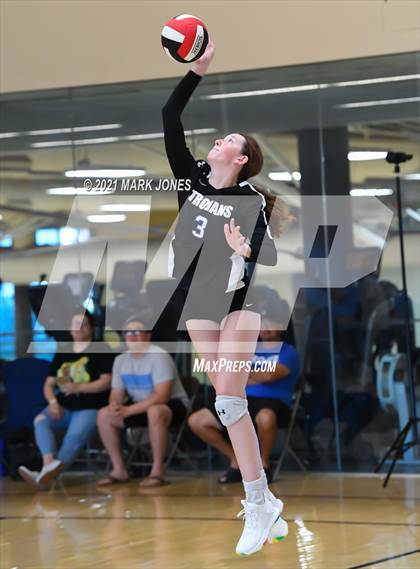 Thumbnail 3 in Valley Christian vs. Cactus (EPIC Tournament Chandler Prep Invite) Platinum Division - Championship  photogallery.