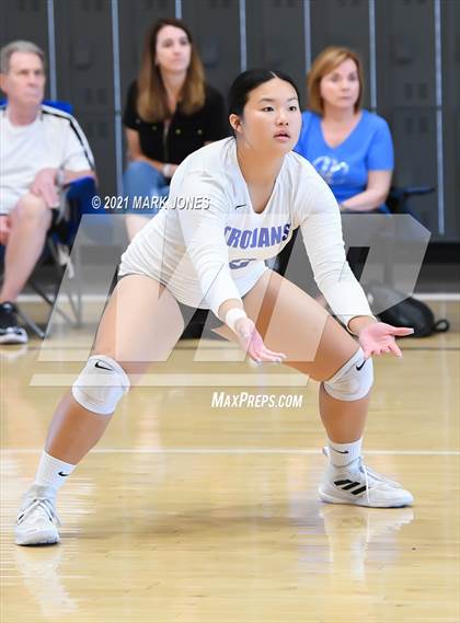 Thumbnail 1 in Valley Christian vs. Cactus (EPIC Tournament Chandler Prep Invite) Platinum Division - Championship  photogallery.