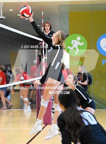 Thumbnail 3 in Valley Christian vs. Cactus (EPIC Tournament Chandler Prep Invite) Platinum Division - Championship  photogallery.