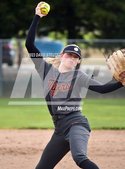 Thumbnail 1 in Roseville vs. Pleasant Valley (Stephanie LeDoux Tournament) photogallery.