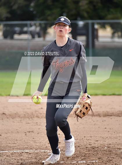 Thumbnail 2 in Roseville vs. Pleasant Valley (Stephanie LeDoux Tournament) photogallery.