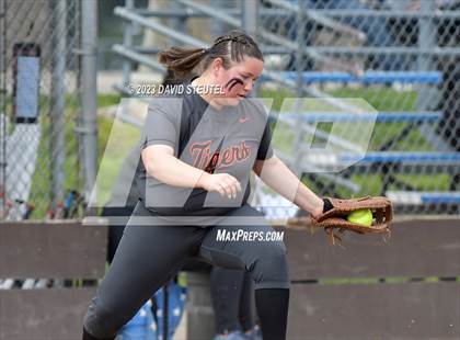 Thumbnail 1 in Roseville vs. Pleasant Valley (Stephanie LeDoux Tournament) photogallery.