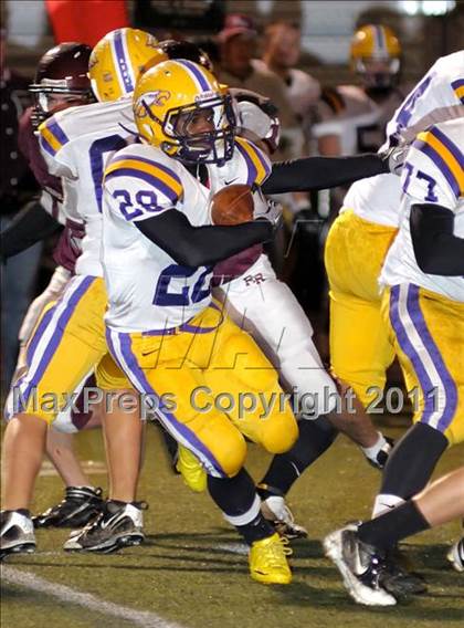 Thumbnail 1 in Avon @ Rocky River  photogallery.