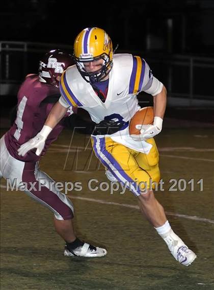Thumbnail 1 in Avon @ Rocky River  photogallery.