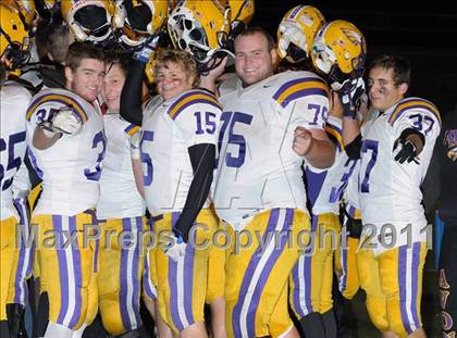 Thumbnail 1 in Avon @ Rocky River  photogallery.