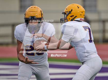 Thumbnail 3 in Pieper @ Boerne photogallery.