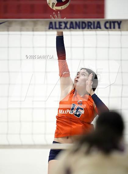 Thumbnail 3 in West Springfield vs. Jefferson photogallery.