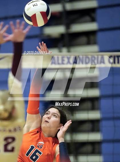 Thumbnail 3 in West Springfield vs. Jefferson photogallery.