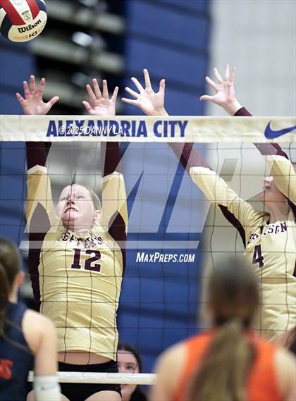 Thumbnail 1 in West Springfield vs. Jefferson photogallery.