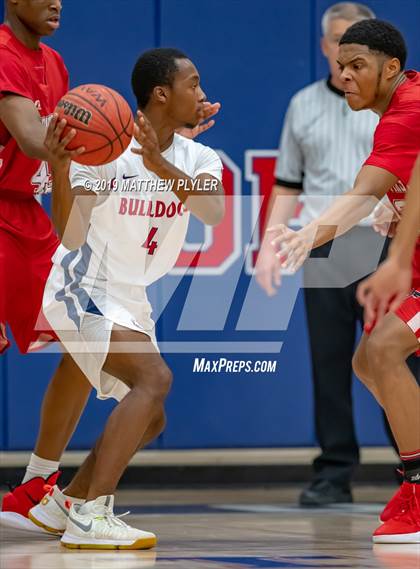 Thumbnail 1 in Seventy-First @ Terry Sanford photogallery.