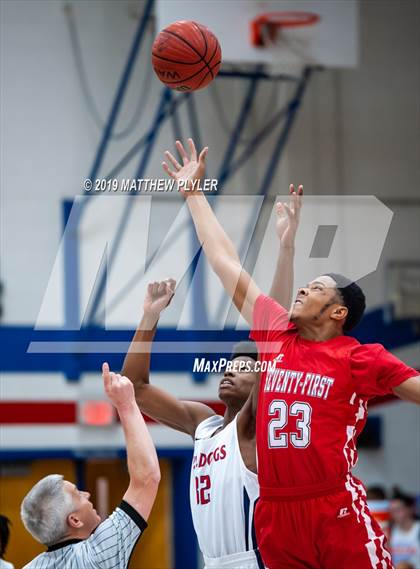 Thumbnail 1 in Seventy-First @ Terry Sanford photogallery.