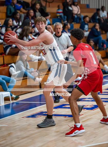 Thumbnail 1 in Seventy-First @ Terry Sanford photogallery.
