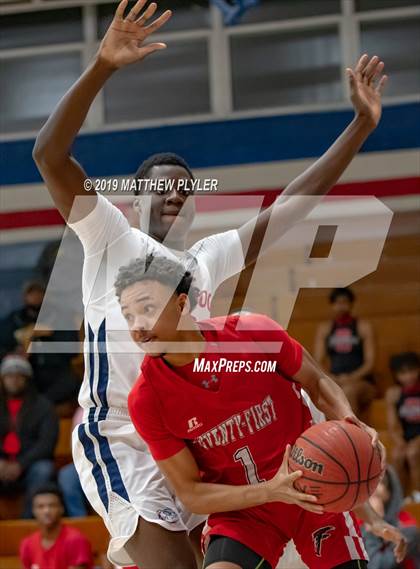 Thumbnail 1 in Seventy-First @ Terry Sanford photogallery.