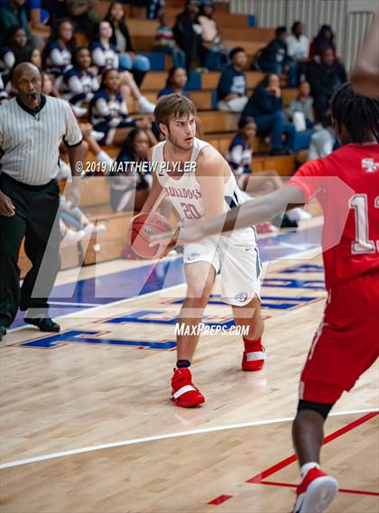 Thumbnail 3 in Seventy-First @ Terry Sanford photogallery.