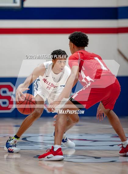 Thumbnail 3 in Seventy-First @ Terry Sanford photogallery.