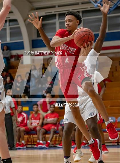Thumbnail 2 in Seventy-First @ Terry Sanford photogallery.