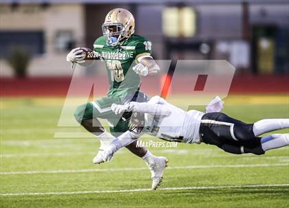 Thumbnail 2 in Hayward @ Moreau Catholic photogallery.