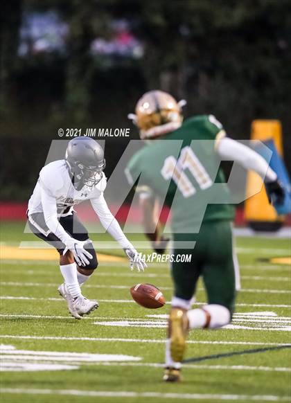 Thumbnail 1 in Hayward @ Moreau Catholic photogallery.