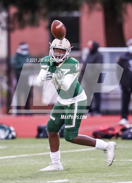 Thumbnail 2 in Hayward @ Moreau Catholic photogallery.
