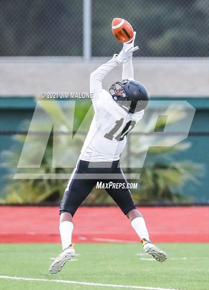 Thumbnail 3 in Hayward @ Moreau Catholic photogallery.