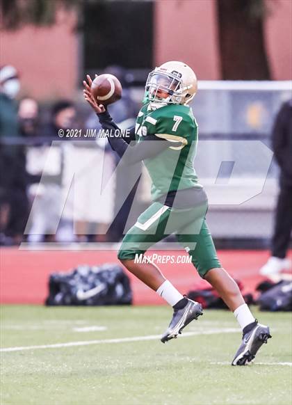 Thumbnail 2 in Hayward @ Moreau Catholic photogallery.