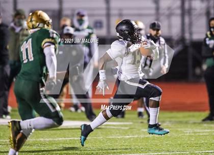 Thumbnail 3 in Hayward @ Moreau Catholic photogallery.