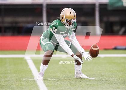 Thumbnail 3 in Hayward @ Moreau Catholic photogallery.