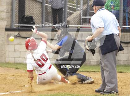 Thumbnail 3 in East Jessamine vs Pendleton Co. photogallery.