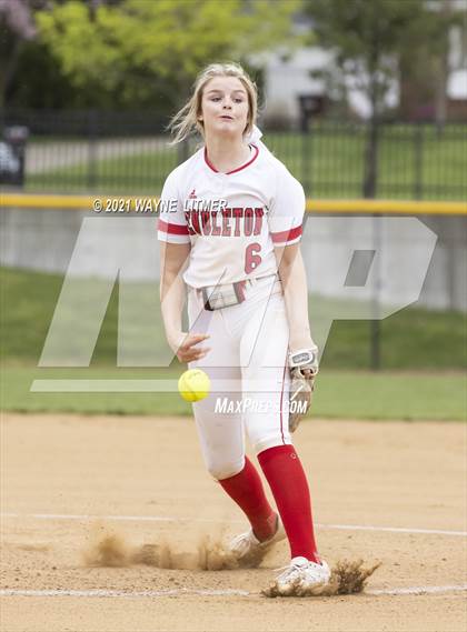 Thumbnail 2 in East Jessamine vs Pendleton Co. photogallery.