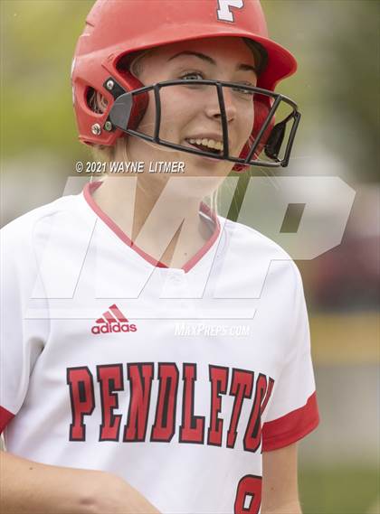 Thumbnail 1 in East Jessamine vs Pendleton Co. photogallery.