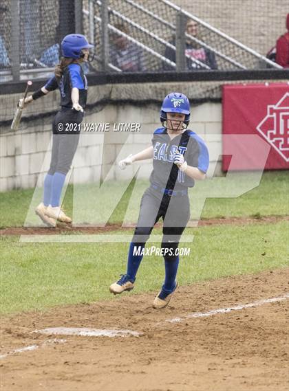 Thumbnail 1 in East Jessamine vs Pendleton Co. photogallery.