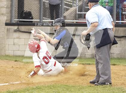 Thumbnail 1 in East Jessamine vs Pendleton Co. photogallery.
