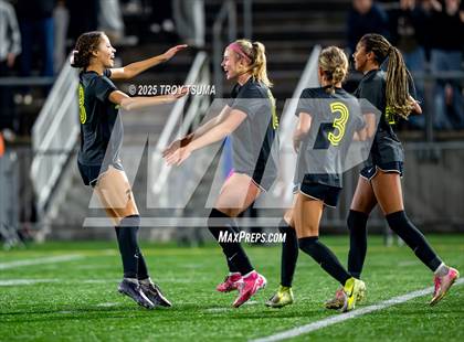 Thumbnail 2 in West Linn @ Jesuit (OSAA 6A Final) photogallery.