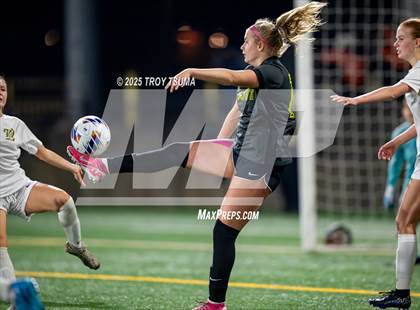 Thumbnail 2 in West Linn @ Jesuit (OSAA 6A Final) photogallery.