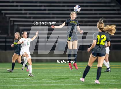 Thumbnail 1 in West Linn @ Jesuit (OSAA 6A Final) photogallery.