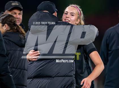 Thumbnail 2 in West Linn @ Jesuit (OSAA 6A Final) photogallery.