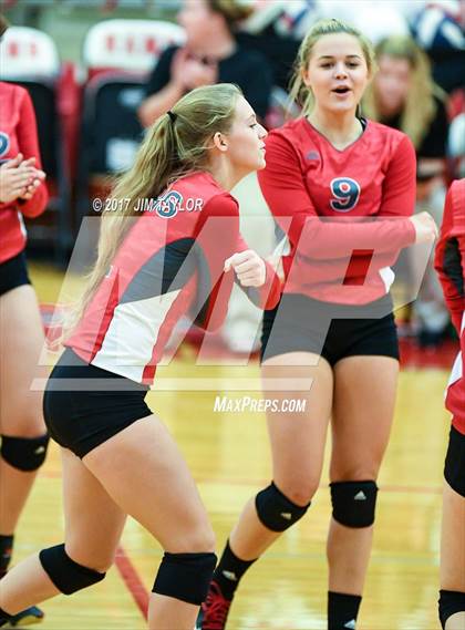 Thumbnail 1 in Bryson @ Mineral Wells photogallery.