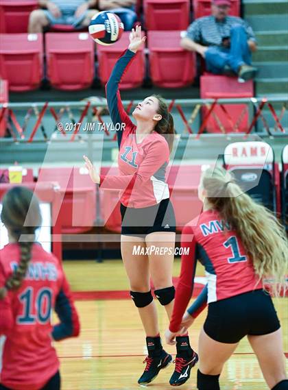 Thumbnail 1 in Bryson @ Mineral Wells photogallery.