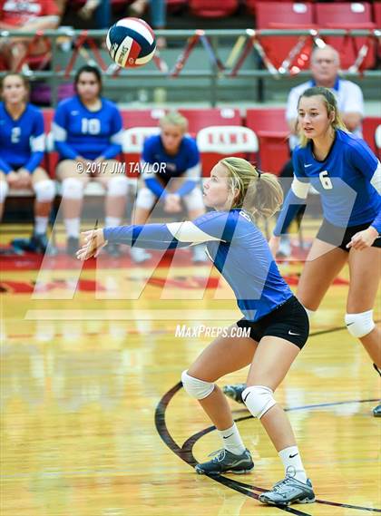 Thumbnail 1 in Bryson @ Mineral Wells photogallery.