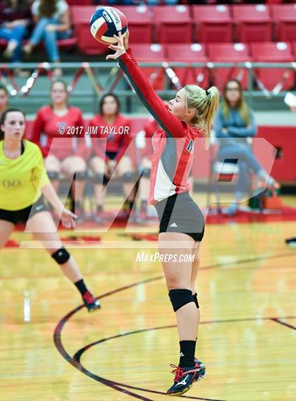 Thumbnail 1 in Bryson @ Mineral Wells photogallery.