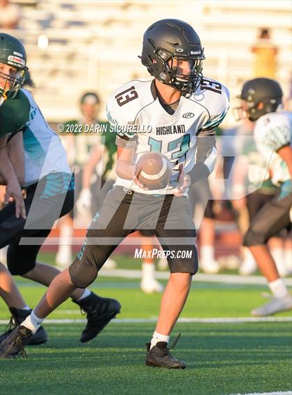 Thumbnail 2 in Skyline vs Highland photogallery.