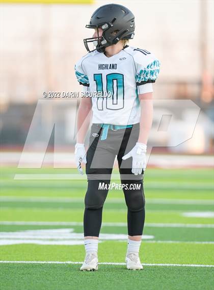Thumbnail 3 in Skyline vs Highland photogallery.