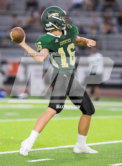 Thumbnail 3 in Skyline vs Highland photogallery.