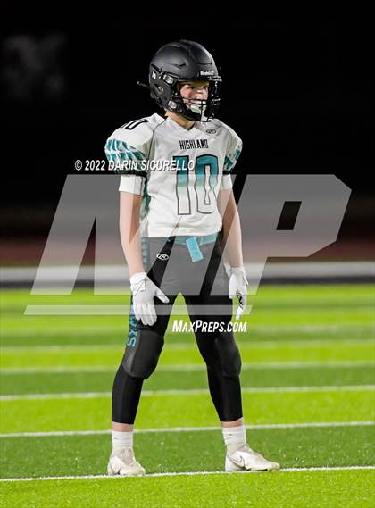 Thumbnail 2 in Skyline vs Highland photogallery.