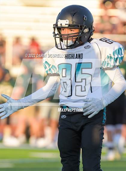 Thumbnail 1 in Skyline vs Highland photogallery.