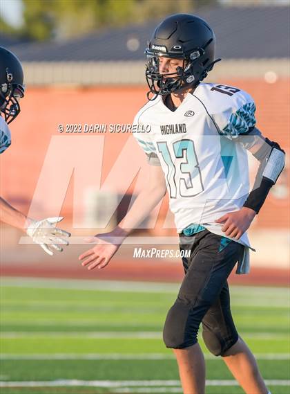 Thumbnail 2 in Skyline vs Highland photogallery.
