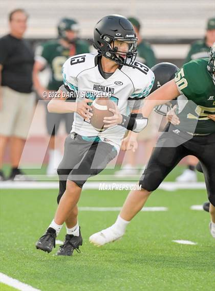Thumbnail 3 in Skyline vs Highland photogallery.